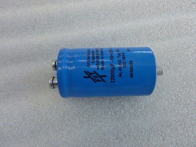 Condensateur 40 Volts, 22 000 µF pour regulateur ref 189